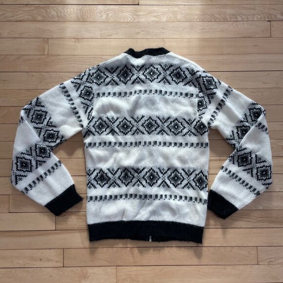 Vintage 1960s Fair Isle Nordic Cardigan Sweater Small Black White Cottagecore - Picture 7 of 10